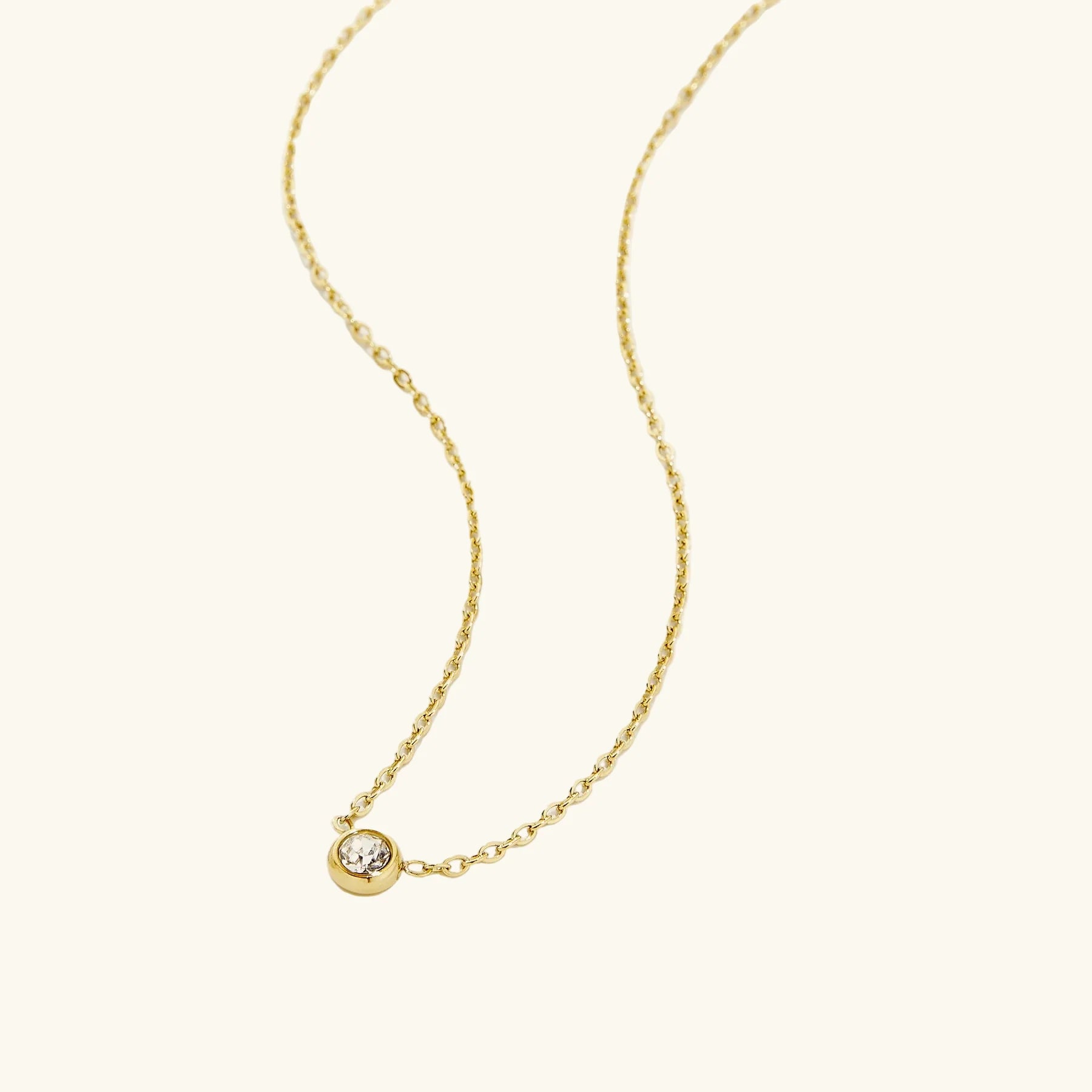 Barakah Lumé Bezel Necklace