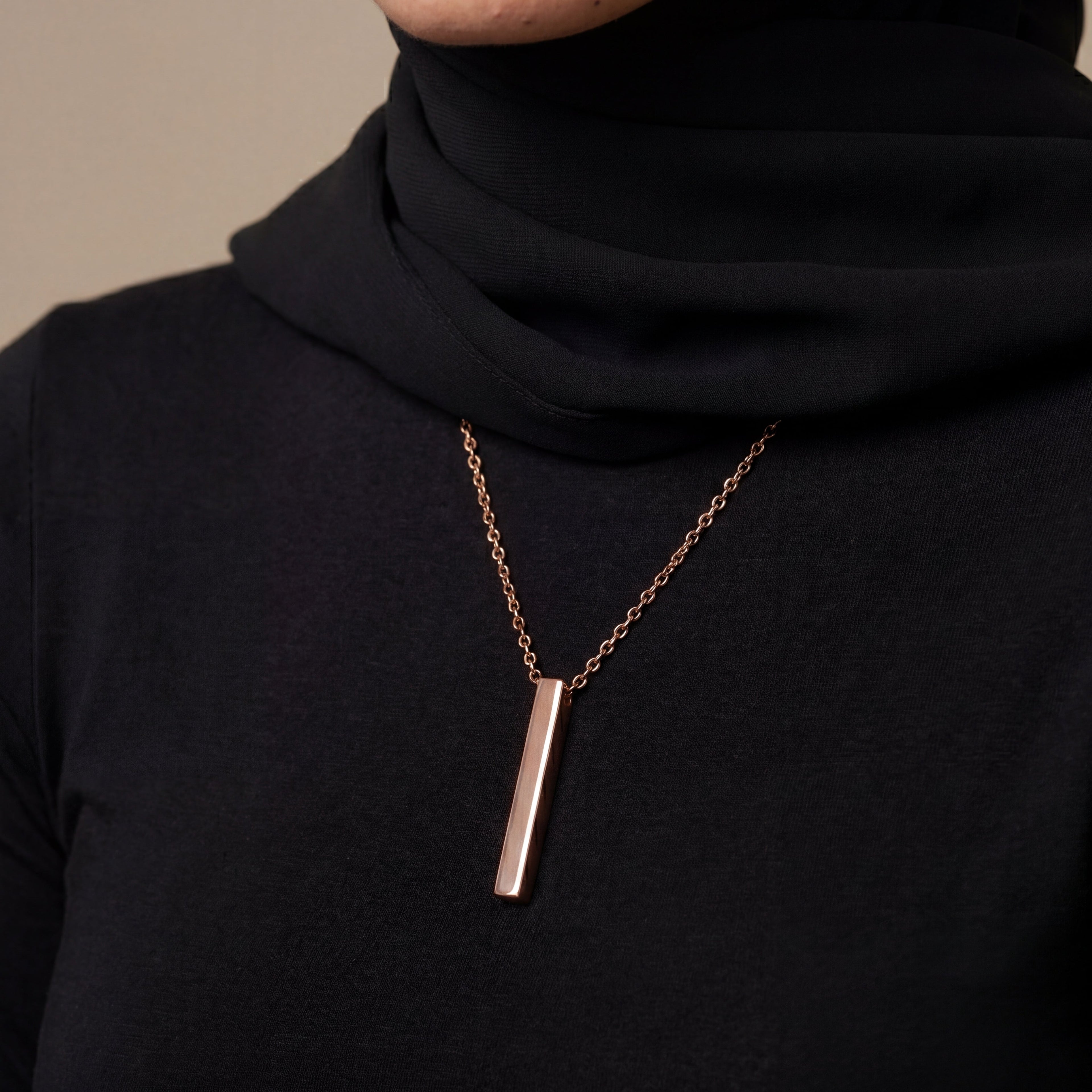 Noor Bar Necklace VIP